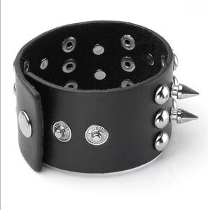 Men Women Spikes Leather Wrap Bracelet Black